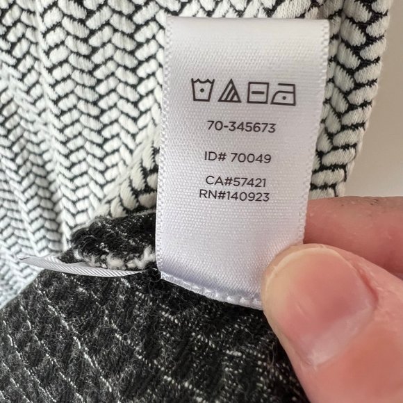 LOFT Sleeveless Fit and Flare Chevron Dress | Petite - Picture 6 of 10